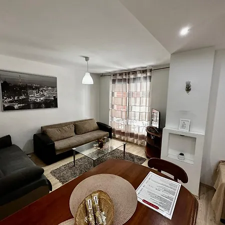 Apartamento Leda