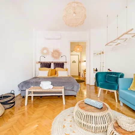 Apartment Chic Flat In Heritage Area Near The Center *