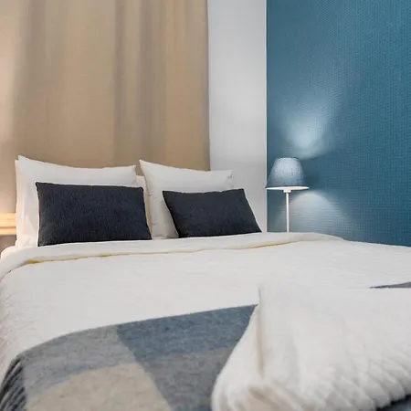 Urban Oasis With Free Parking Apartment *
