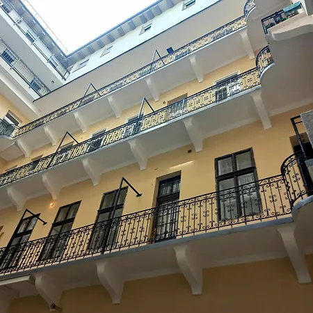 Apartment Downtown Acacia Str Budapest