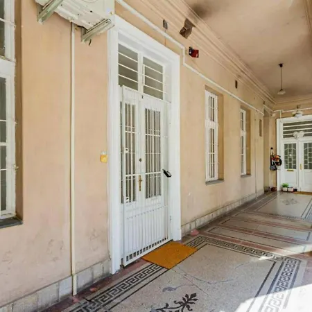 Luxury By The Famous Vaci Street דירה בודפשט