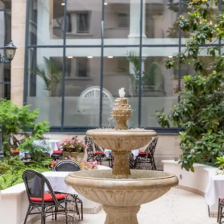 Otel Queen's Court & Budapeşte