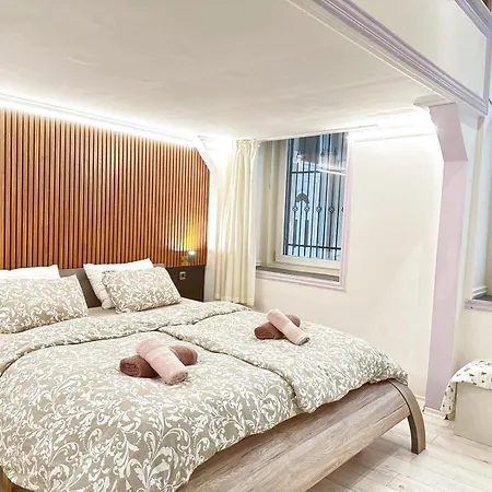 Apartment Yes, Yes! Lovely Good Amenities Center Budapest