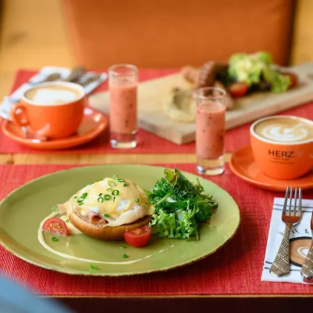 Maison Bistro & Budapest
