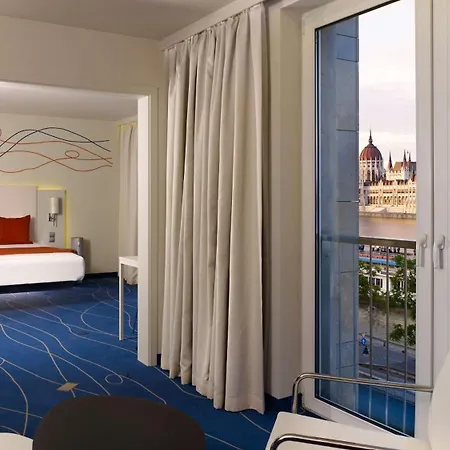 Park Plaza Hotel