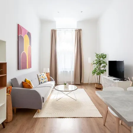 Cozy & Pleasant Homes In The Heart Of Apartamento Budapeste