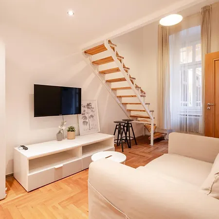 Apartment H9- Boutique Apartments, Best Location, By Bqa