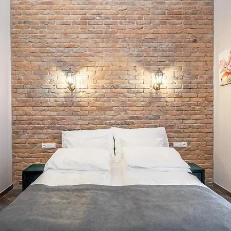 Marvelous In Andrassy Boulevard Apartment Budapest