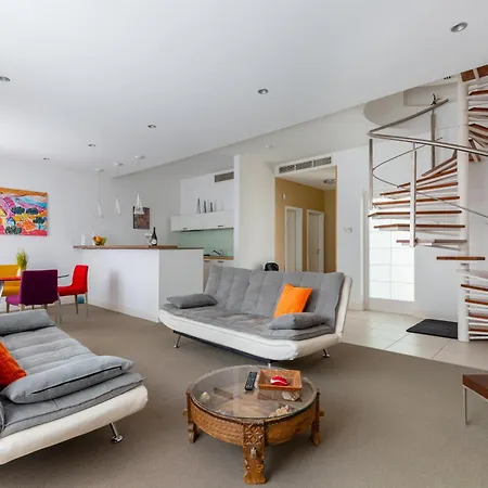 Penthouse With Free Parking And Free Bikes, Wellness 8 Min Walk Apartament