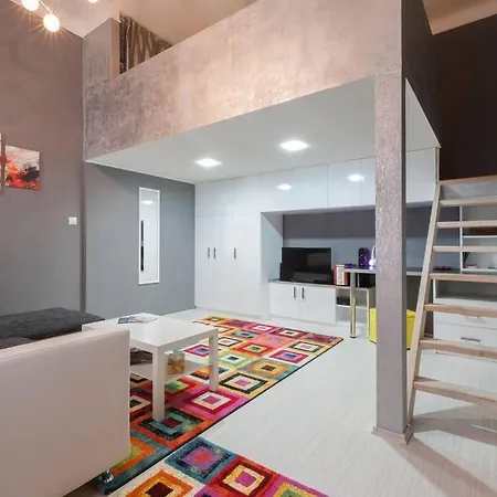 Szimpla-synagogue-kazinczy Str Apartment Budapest