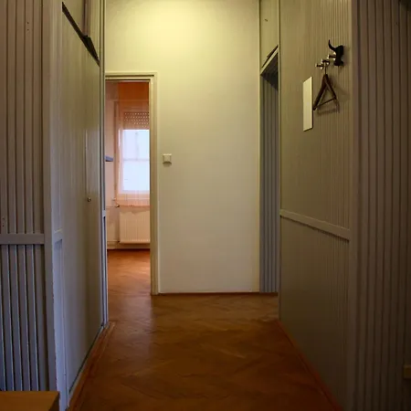 Apartment Castle Stallion *