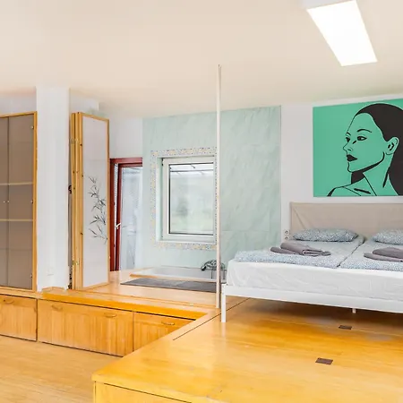 Center Penthouse - Huge Terrace And Free Parking - Tram/metro - Ac Apartament *