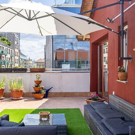 Center Penthouse - Huge Terrace And Free Parking - Tram/metro - Ac Apartament *