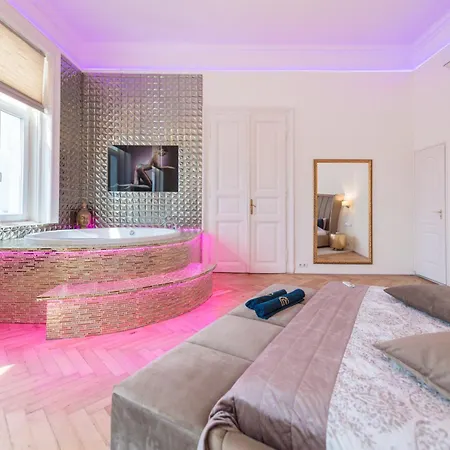 Apartment Eye Presidential With Jacuzzi & Sauna *