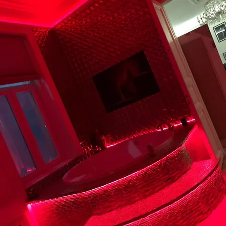 Apartment Eye Presidential With Jacuzzi & Sauna *