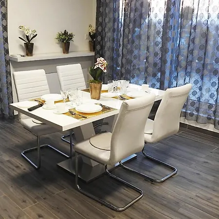 Paskal Rose Luxury Penthouse With Free Parking Apartment Budapest