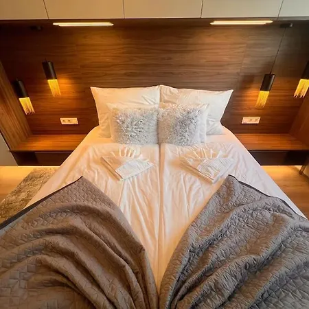 Appartement Karzo Lk 206 *