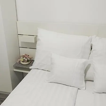 Paskal Rose Luxury Penthouse With Free Parking