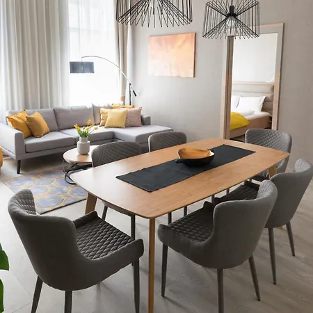 Apartment Central Deluxe *