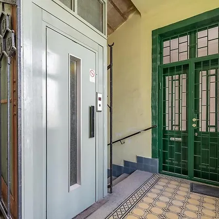 Peace Oasis In The Pulsing Apartment Budapest
