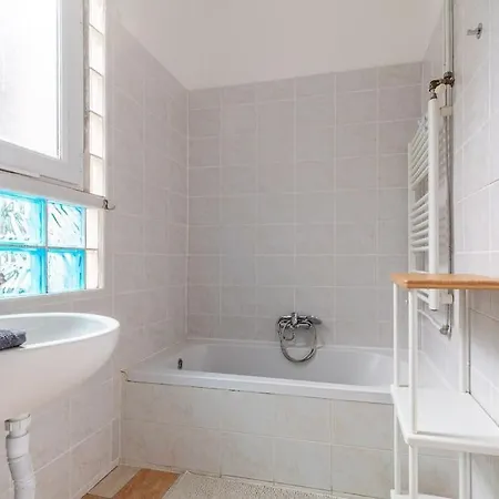 Peace Oasis In The Pulsing Apartment Budapest