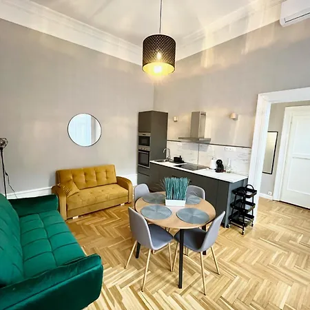 Happy Days 2 Apartment *