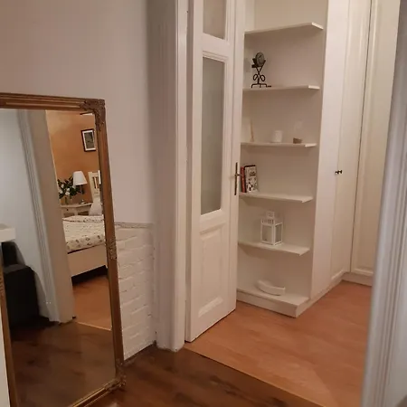 Apartment Lovely Secret Astoria