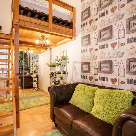 Apartment Red Romance Budapest