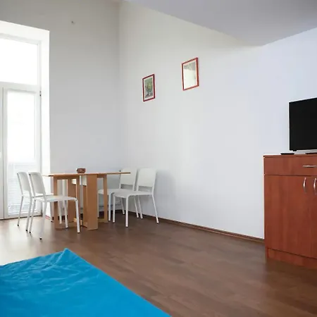 Downtown Csengery 10 Apartment *