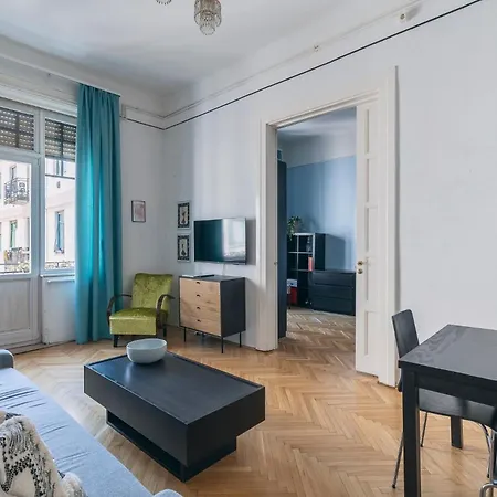 Raday Bobo Apartment