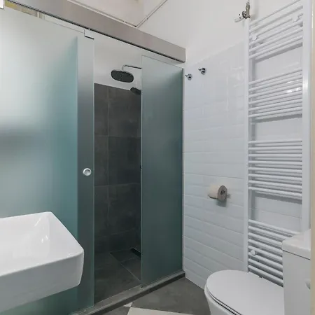 Raday Bobo Apartment
