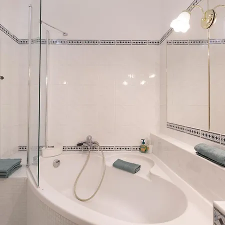 Anker Center By Stn Apartment Budapest