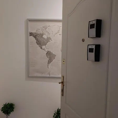 Brhomes Diamnond Apartment