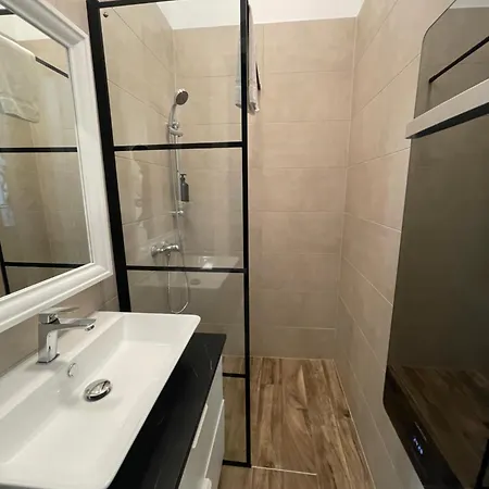 Sophie 1 Budapešť