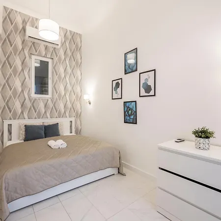 Apartment Deluxe Grand W/ 5 Bedrms