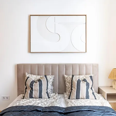 Cozy Dream In The Heart Of Budapest