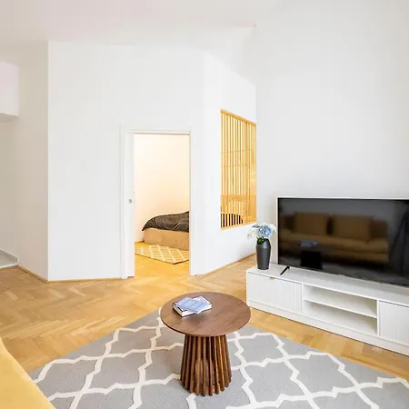 Cozy Dream In The Heart Of Apartment