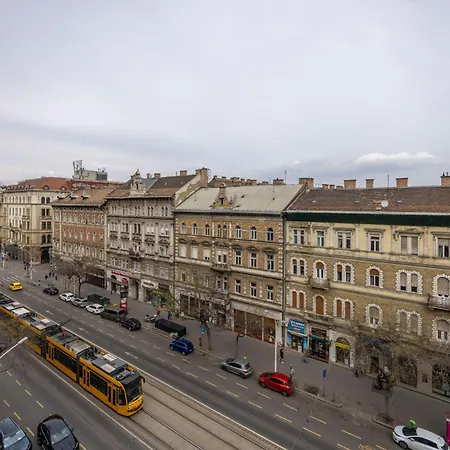Cozy Dream In The Heart Of * Budapest