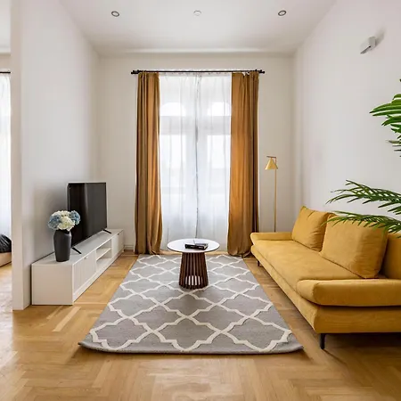 Cozy Dream In The Heart Of * Budapest