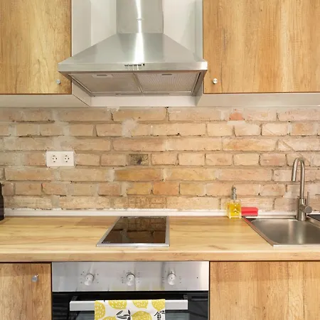 Apartmán Central Studio By Stn *