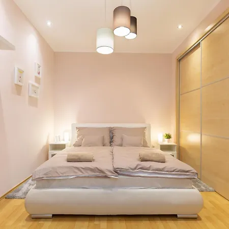 Downtown By Stn Apartamento