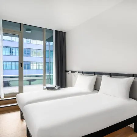 Ibis Stadium ホテル 3*