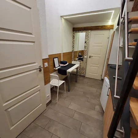 Treestyle Apartment