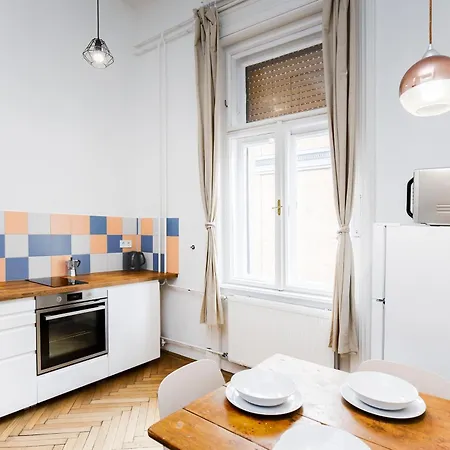 Apartment Budapestayz - Izabella