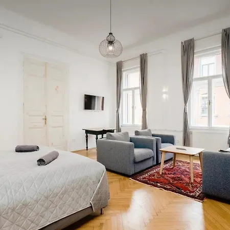 Apartment Budapestayz - Izabella