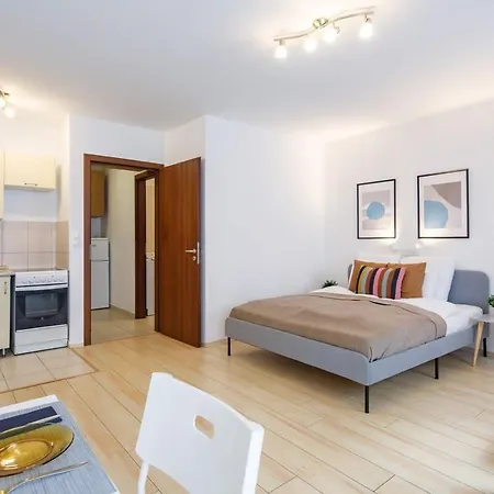 Central And Modern In Angels Street Apartment Budapest