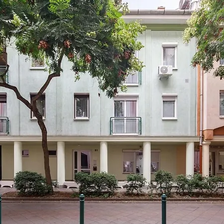 Apartment Central And Modern In Angels Street Budapest