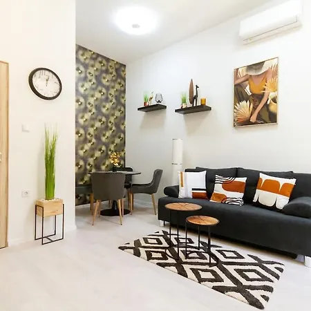 Apartment Harmonic Audio Hideaway By Nw