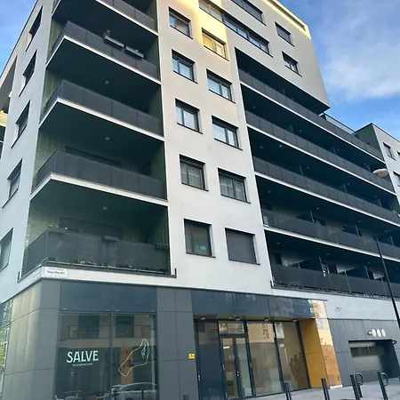 Apartament Modern Riverside With A Balcony And Garage