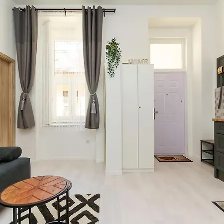 Apartment Harmonic Audio Hideaway By Nw Budapest